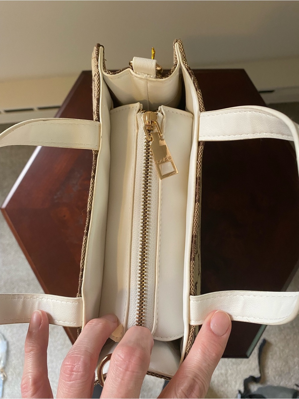 Bebe Talullah Los Angeles Monogram Jacquard Mini Satchel Bag Crossbody Tan White - Picture 10 of 12